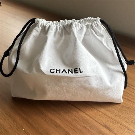 chanel burger box|Chanel cotton pouch.